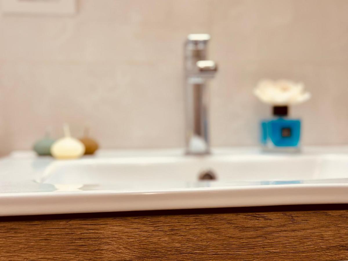 B&B The Sea - Family Rooms - Free Parking Tropea Bagian luar foto